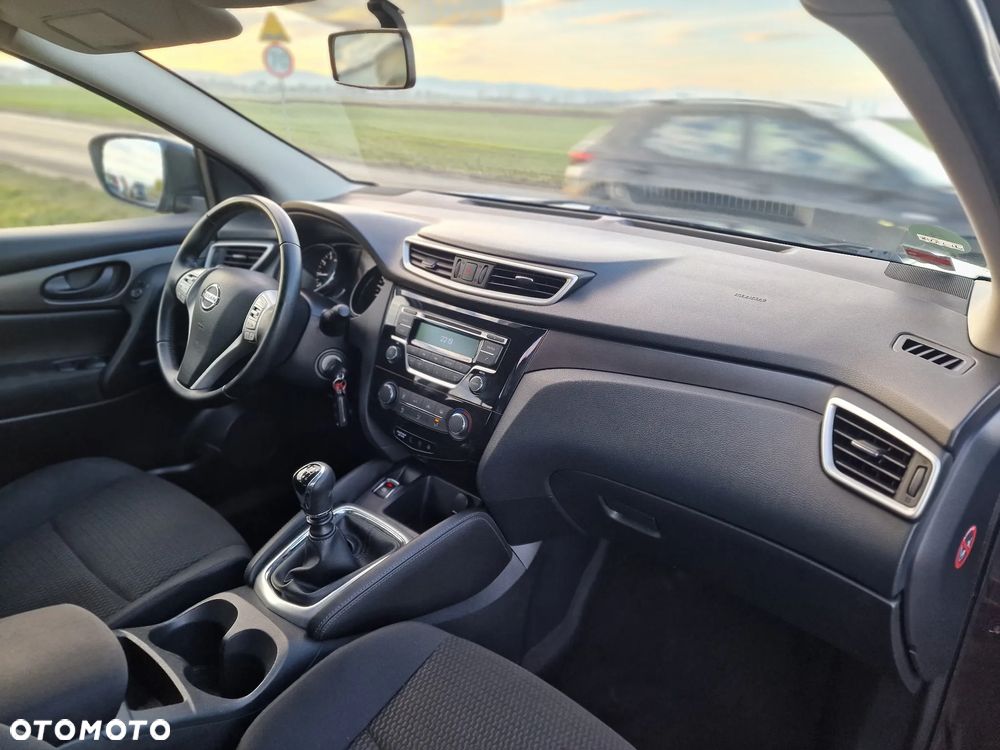 Nissan Qashqai 1.2 DIG-T N-Connecta - 28