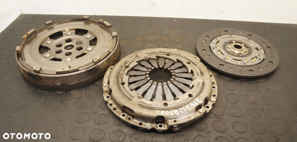 SPRZĘGŁO KOŁO DWUMASOWE FIAT 500 ALFA ROMEO MITO 1.4 T-JET 55217624 - 1