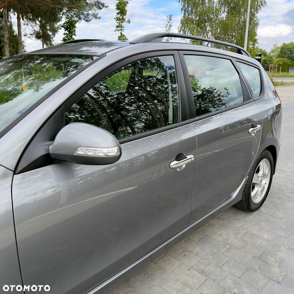 Hyundai i30 1.6 CRDi Blue Comfort - 29