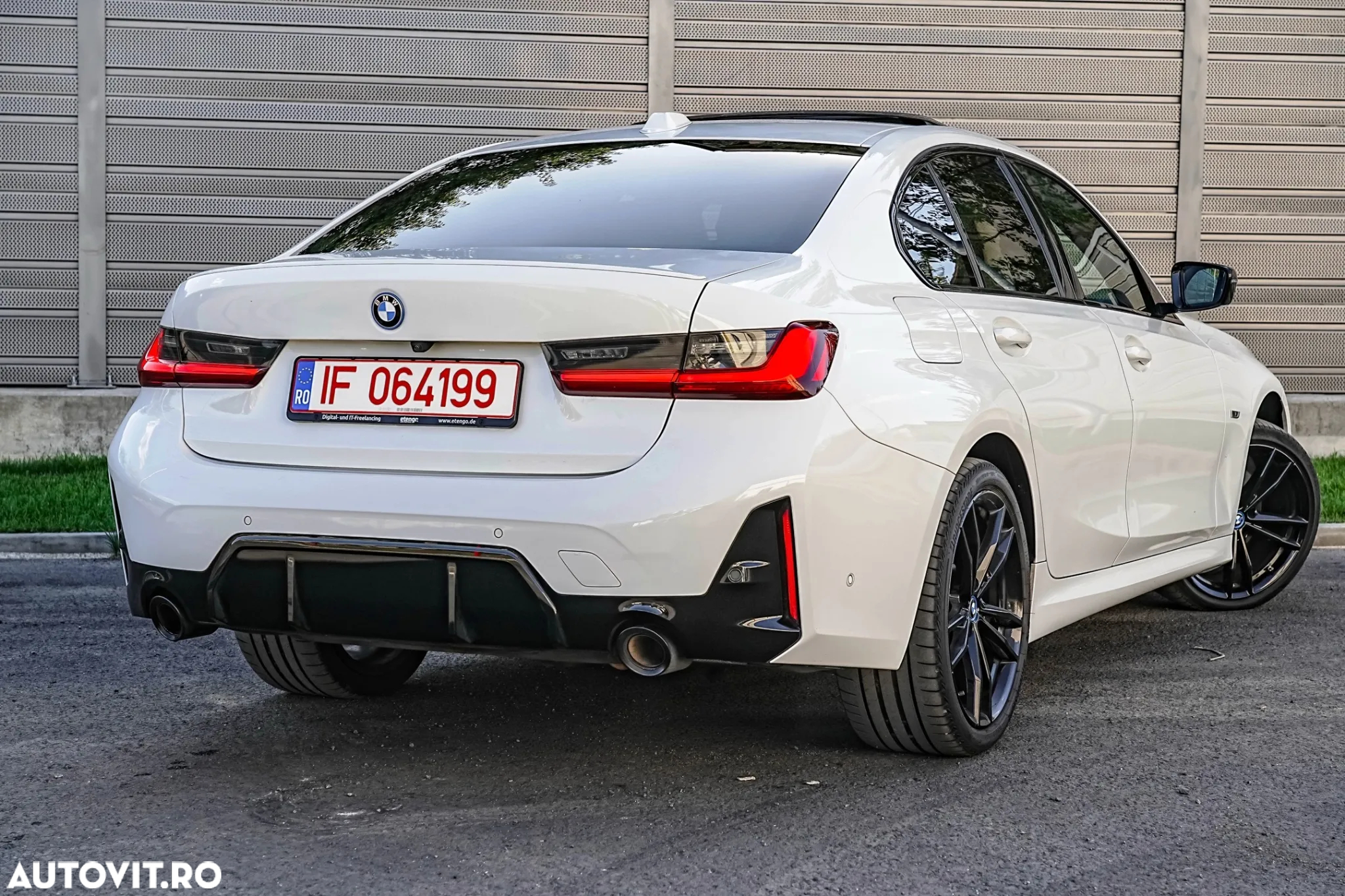 BMW Seria 3 320e Aut. M Sport - 13