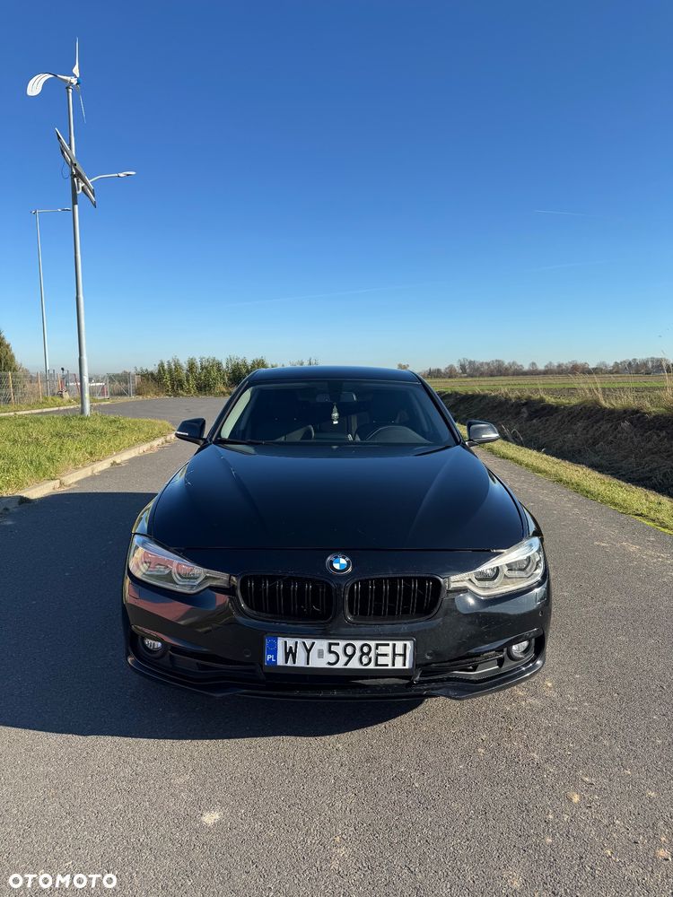 BMW Seria 3 318i Sport Line - 1