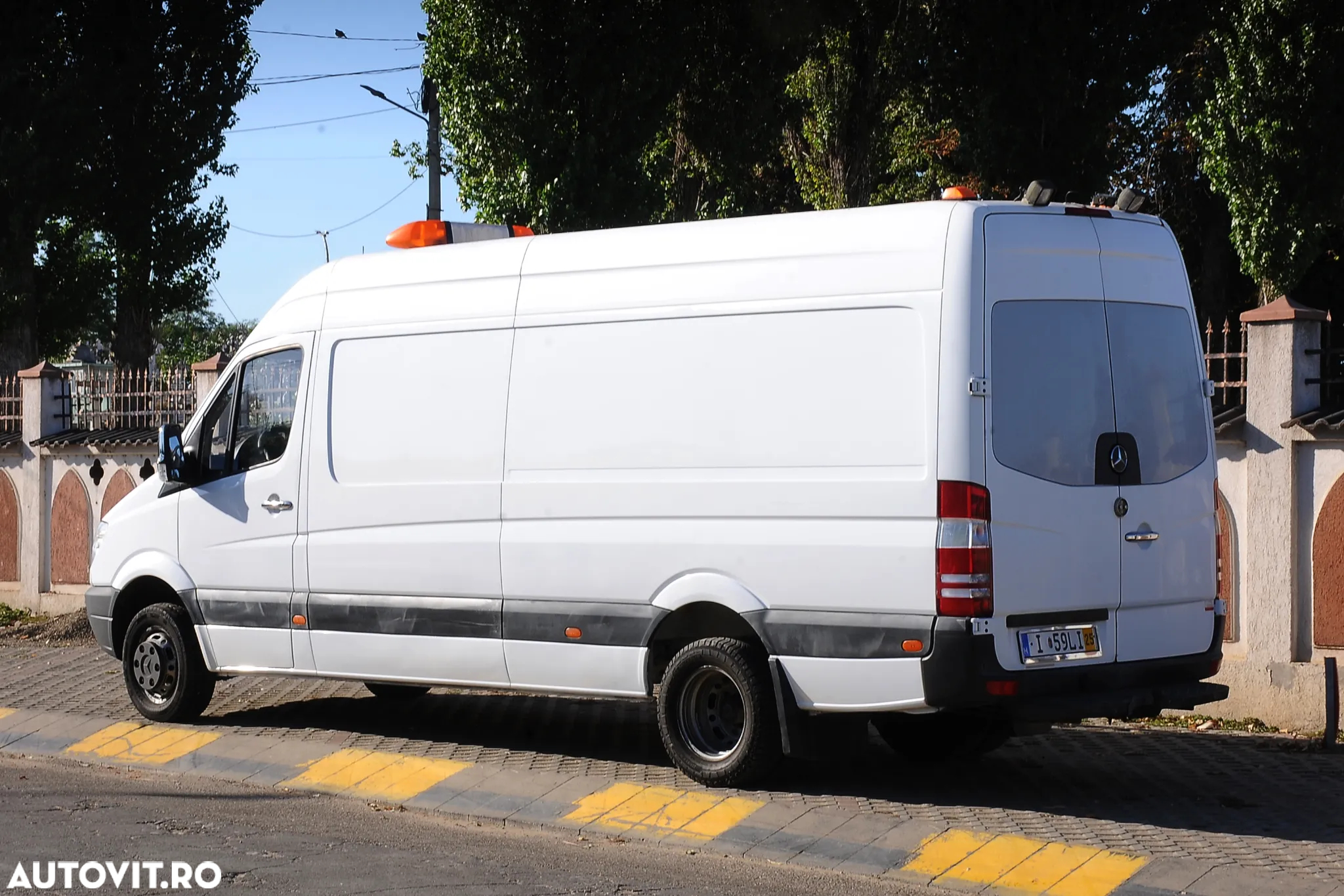 Mercedes-Benz Sprinter - 3