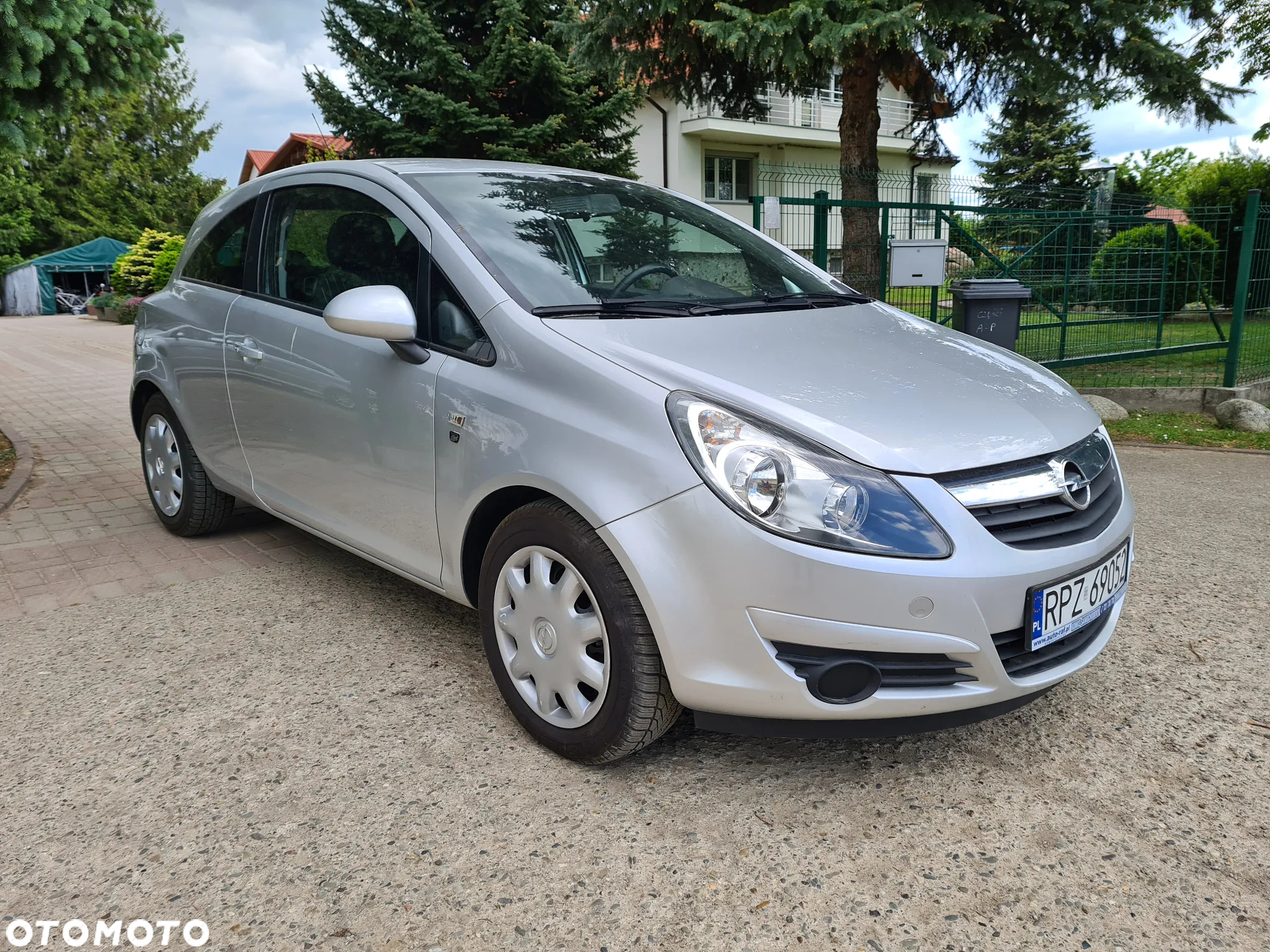 Opel Corsa - 2