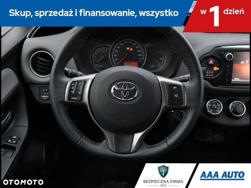 Toyota Yaris - 17