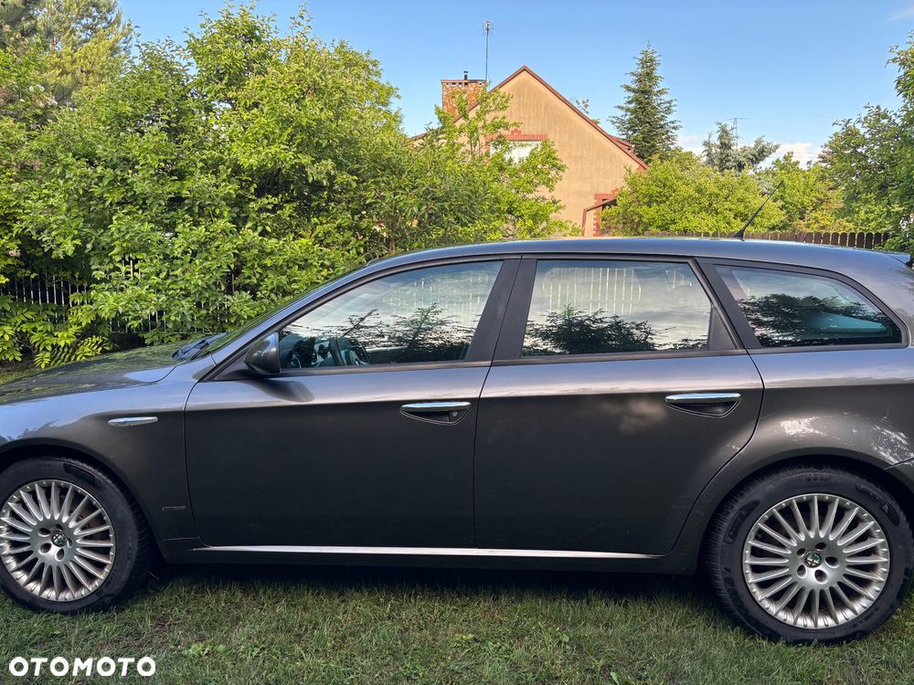 Alfa Romeo 159 1.9 JTDM 16V DPF Distinctive - 10