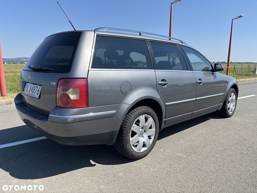 Volkswagen Passat - 5