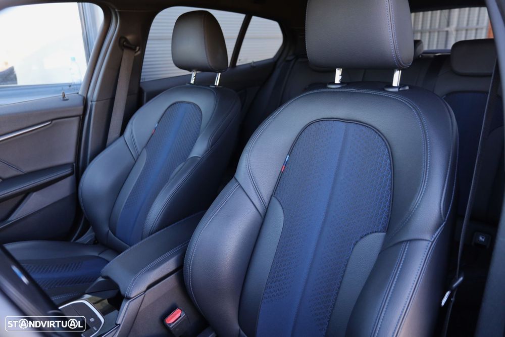 BMW 116 d Pack Desportivo M Auto - 8