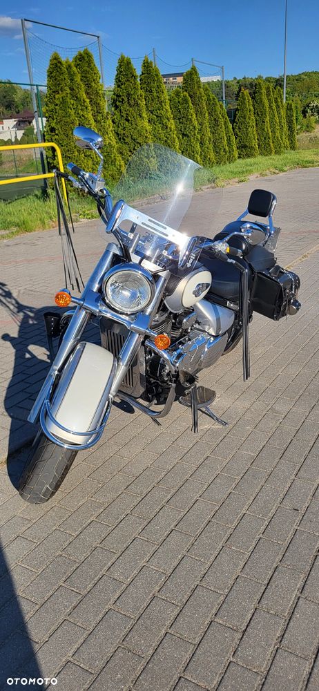 Suzuki VL 800 Volusia - 4