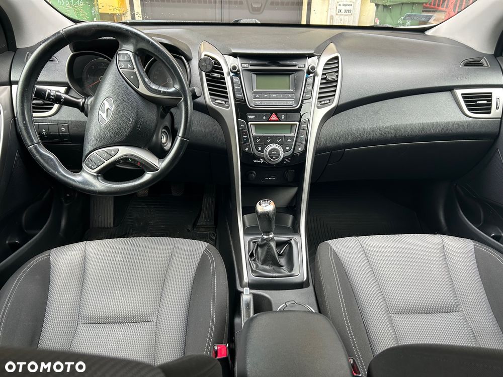 Hyundai i30 1.6 CRDi Classic - 13