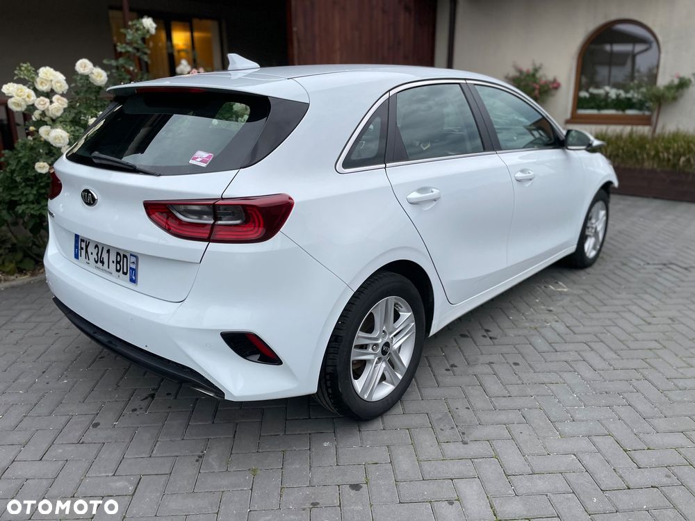 Kia Ceed 1.4 T-GDI DCT OPF Spirit - 3