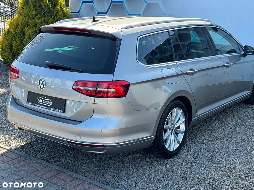 Volkswagen Passat 2.0 TDI (BlueMotion Technology) DSG Highline - 11