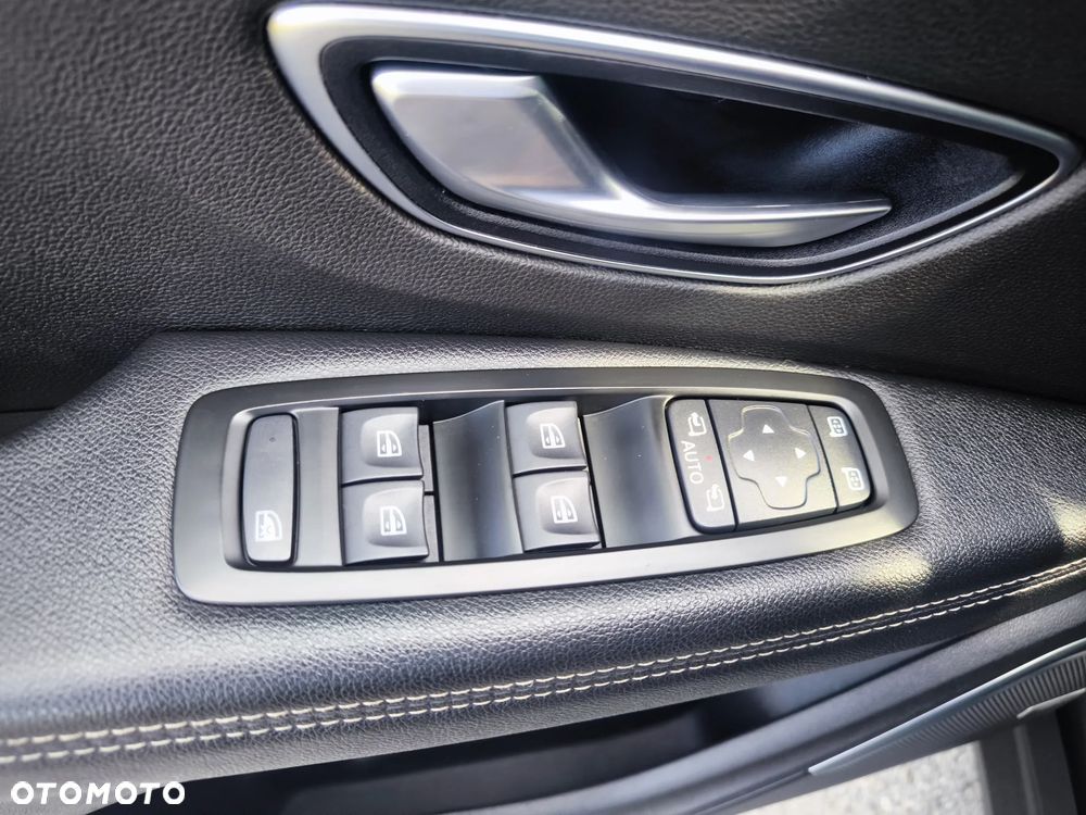 Renault Scenic TCe 140 GPF EDC BOSE EDITION - 26