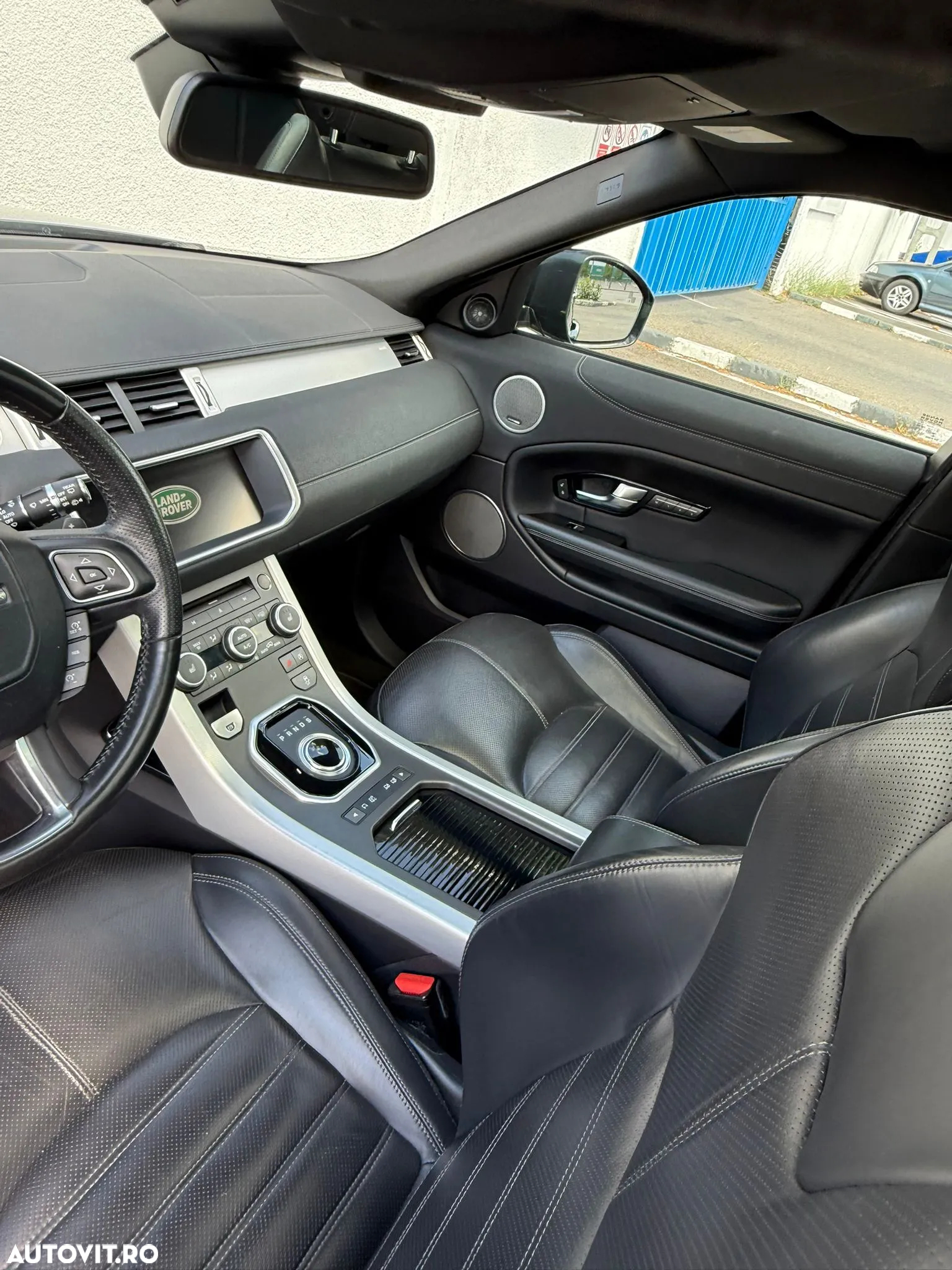 Land Rover Range Rover Evoque 2.0 D180 R-Dynamic HSE - 4
