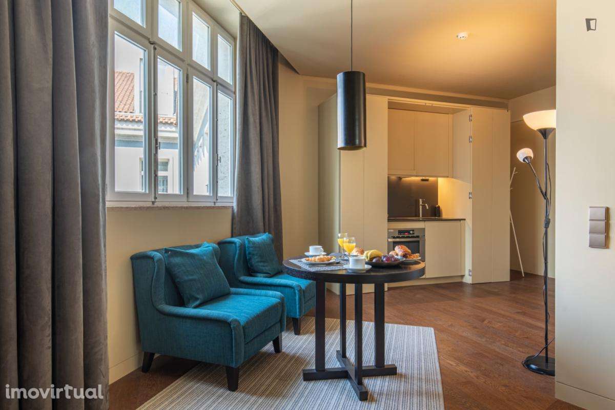 Estúdio - localizado em Cais do Sodré Lisbon - Grande imagem: 2/19