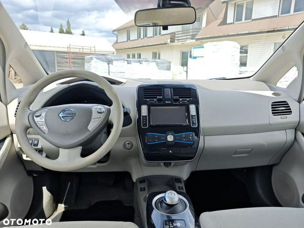 Nissan Leaf - 5