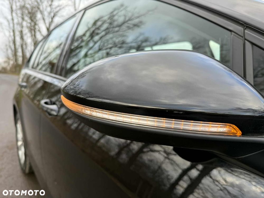 Volkswagen Golf 1.6 TDI BMT Comfortline - 16