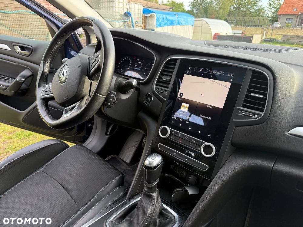 Renault Megane 1.5 Blue dCi Intens - 12