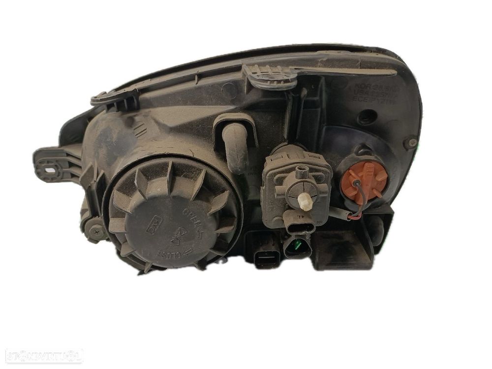 Farol Esq Hyundai Santa Fé I (Sm) - 2