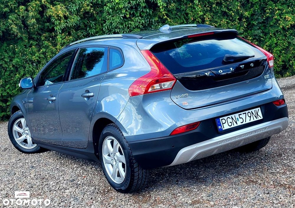 Volvo V40 Cross Country - 2
