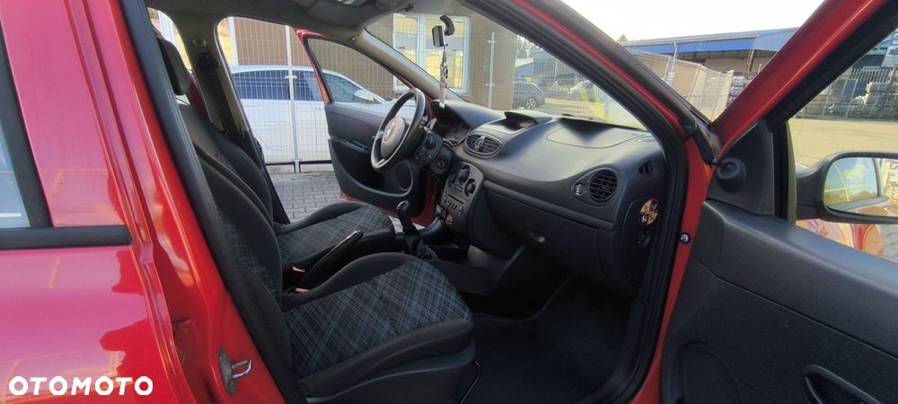 Renault Clio - 5