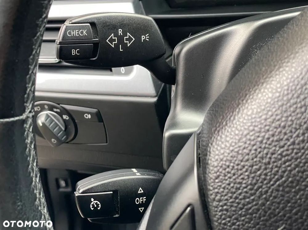 BMW Seria 5 520d - 12