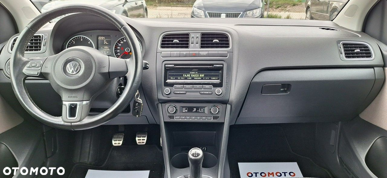 Volkswagen Polo - 17