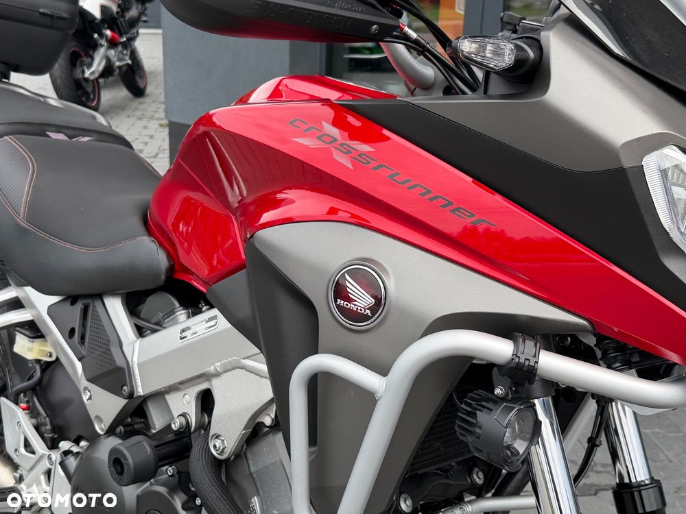 Honda VFR - 18