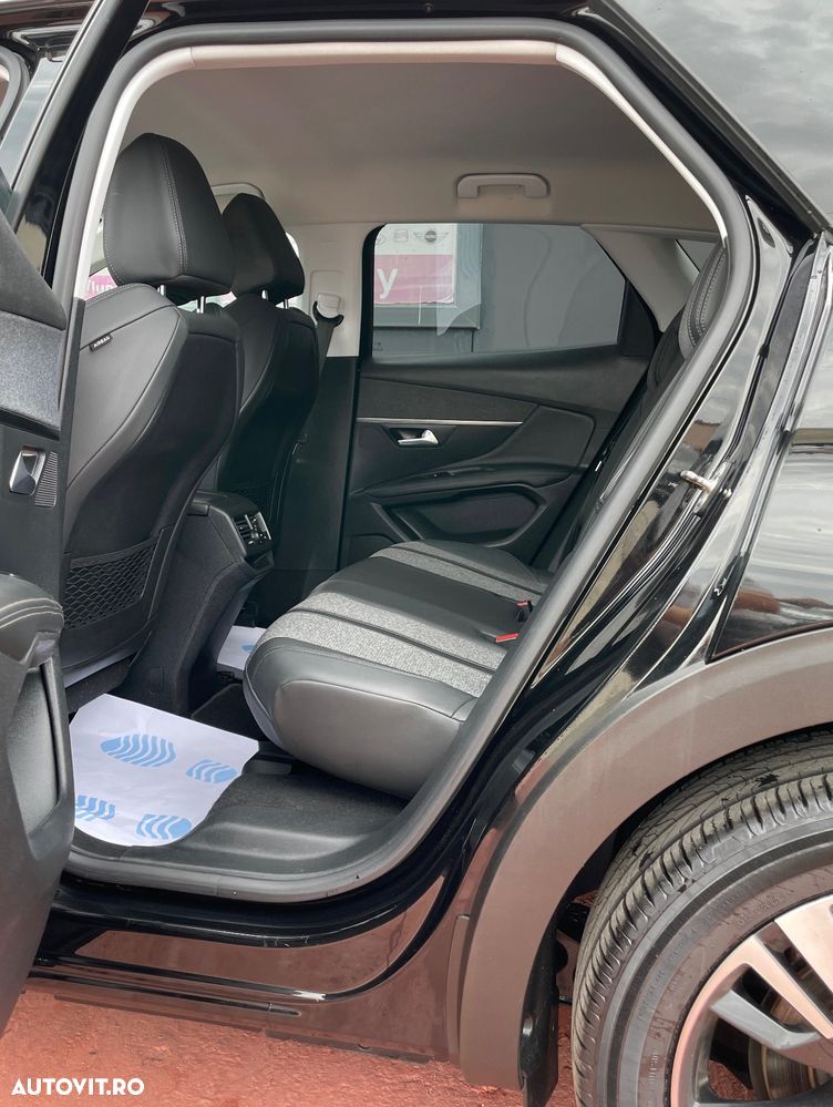 Peugeot 3008 1.2 PureTech 130 EAT8 GT - 34