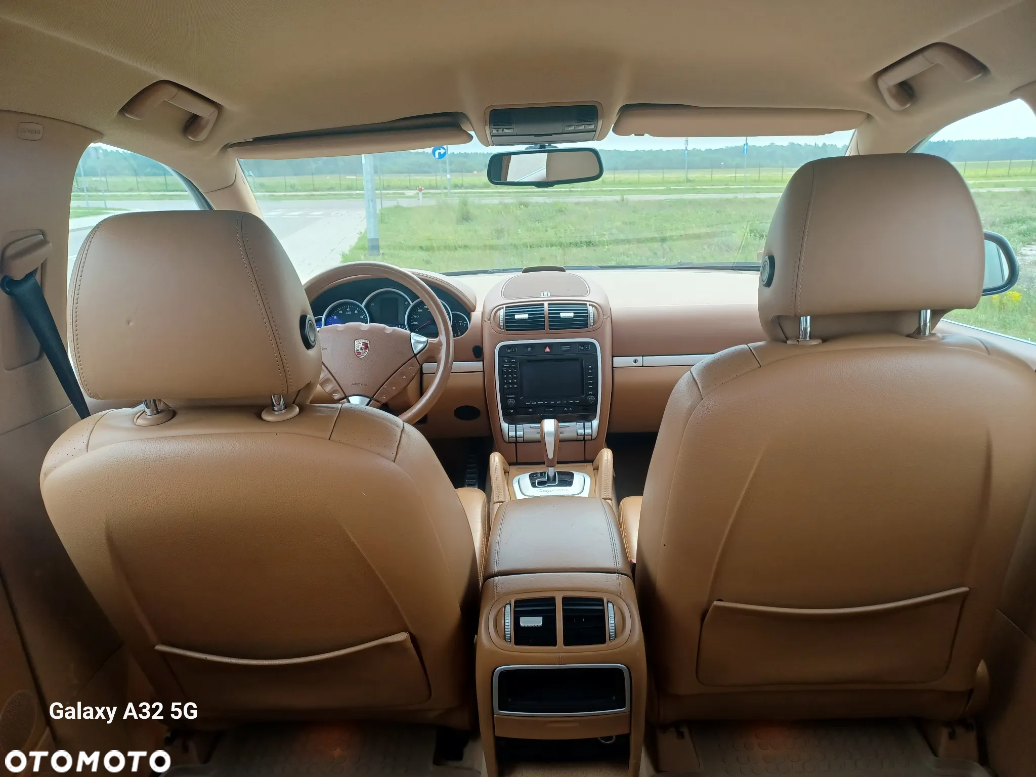 Porsche Cayenne - 8