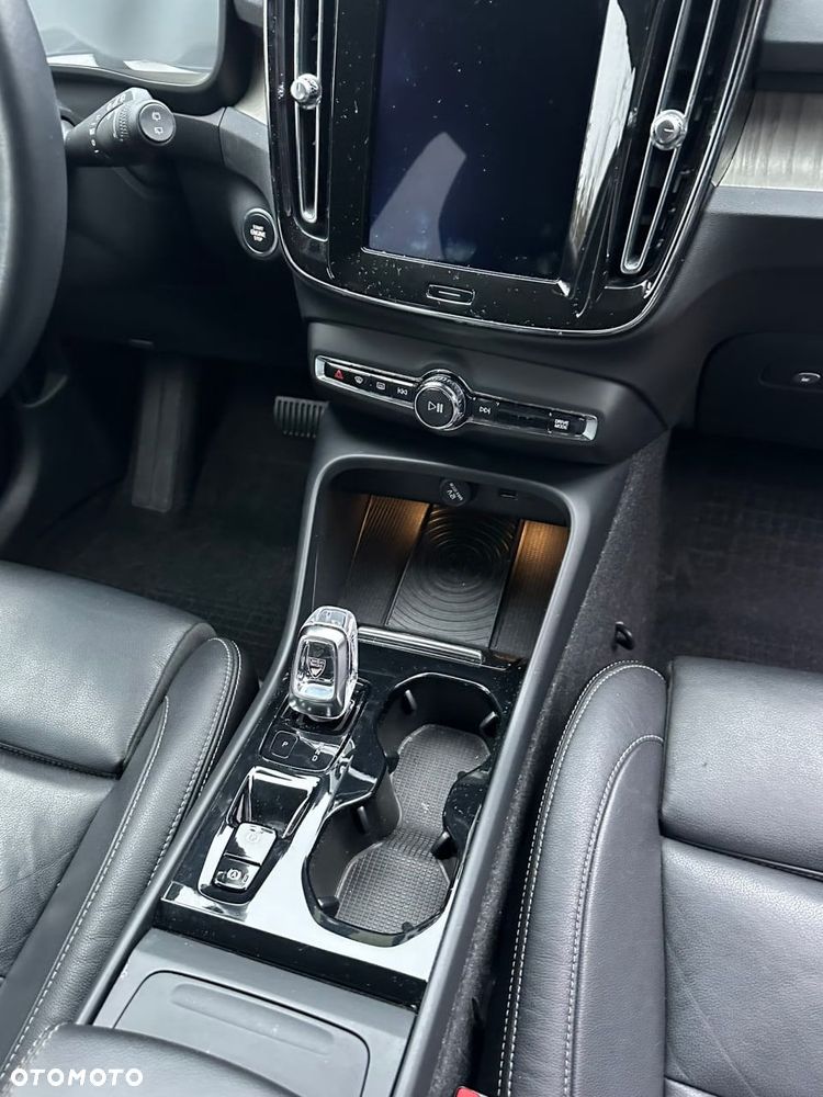 Volvo XC 40 D3 AWD Inscription - 12