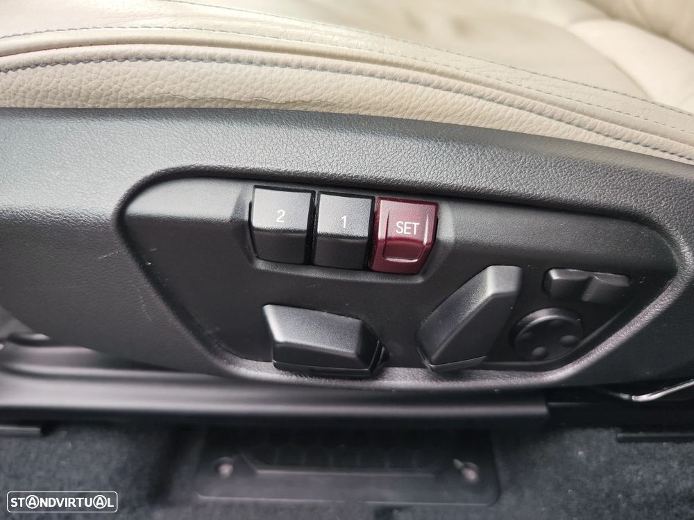 BMW 216 Active Tourer d Aut. Sport Line - 28