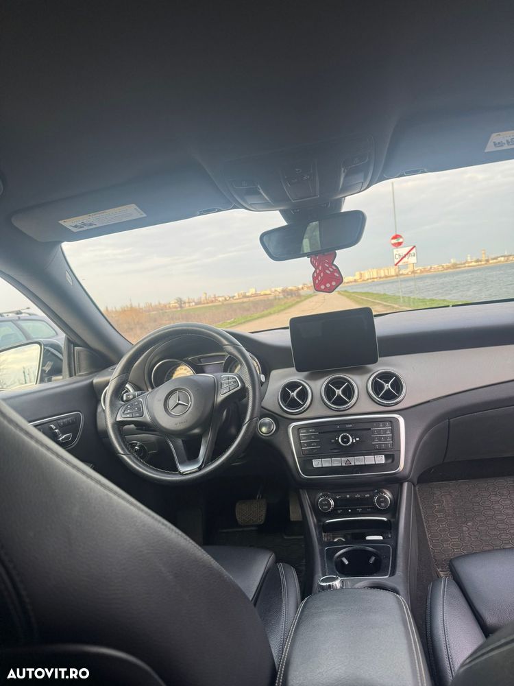 Mercedes-Benz CLA - 8
