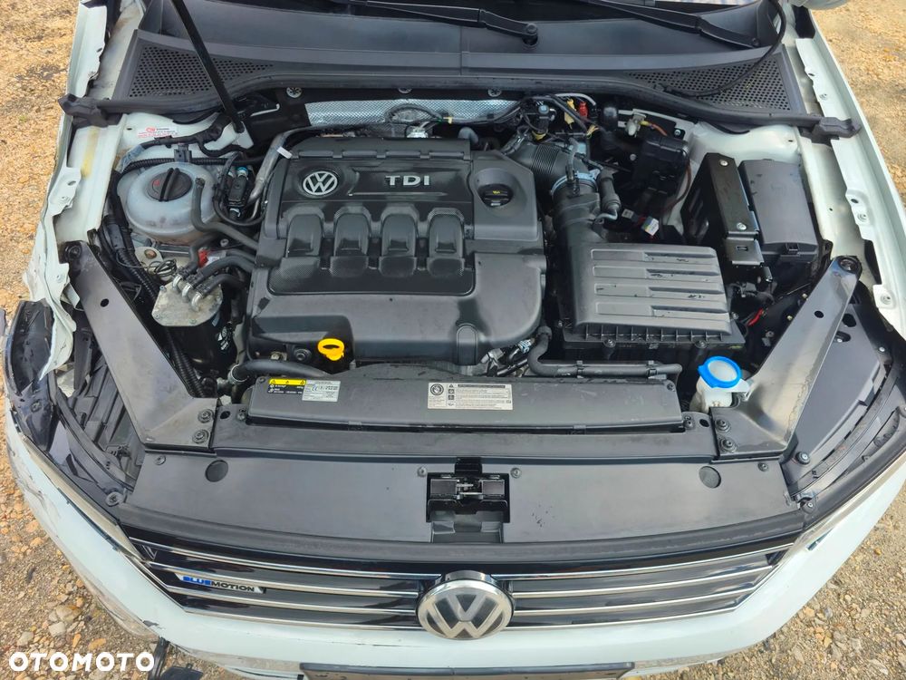 Volkswagen Passat 2.0 TDI (BlueMotion Technology) Trendline - 19