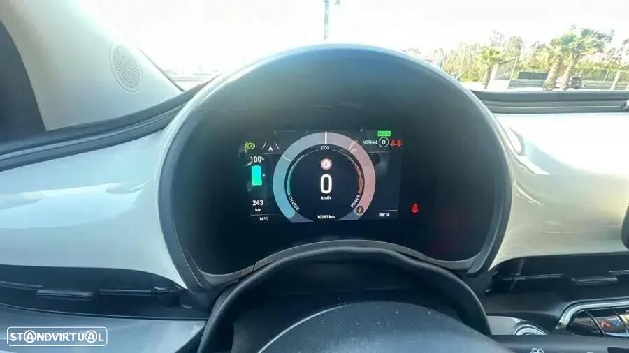 Fiat 500e 42 kWh Icon — fotografia 15