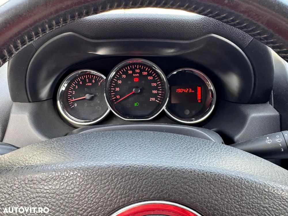 Dacia Duster 1.5 dCi 4x4 Laureate - 13