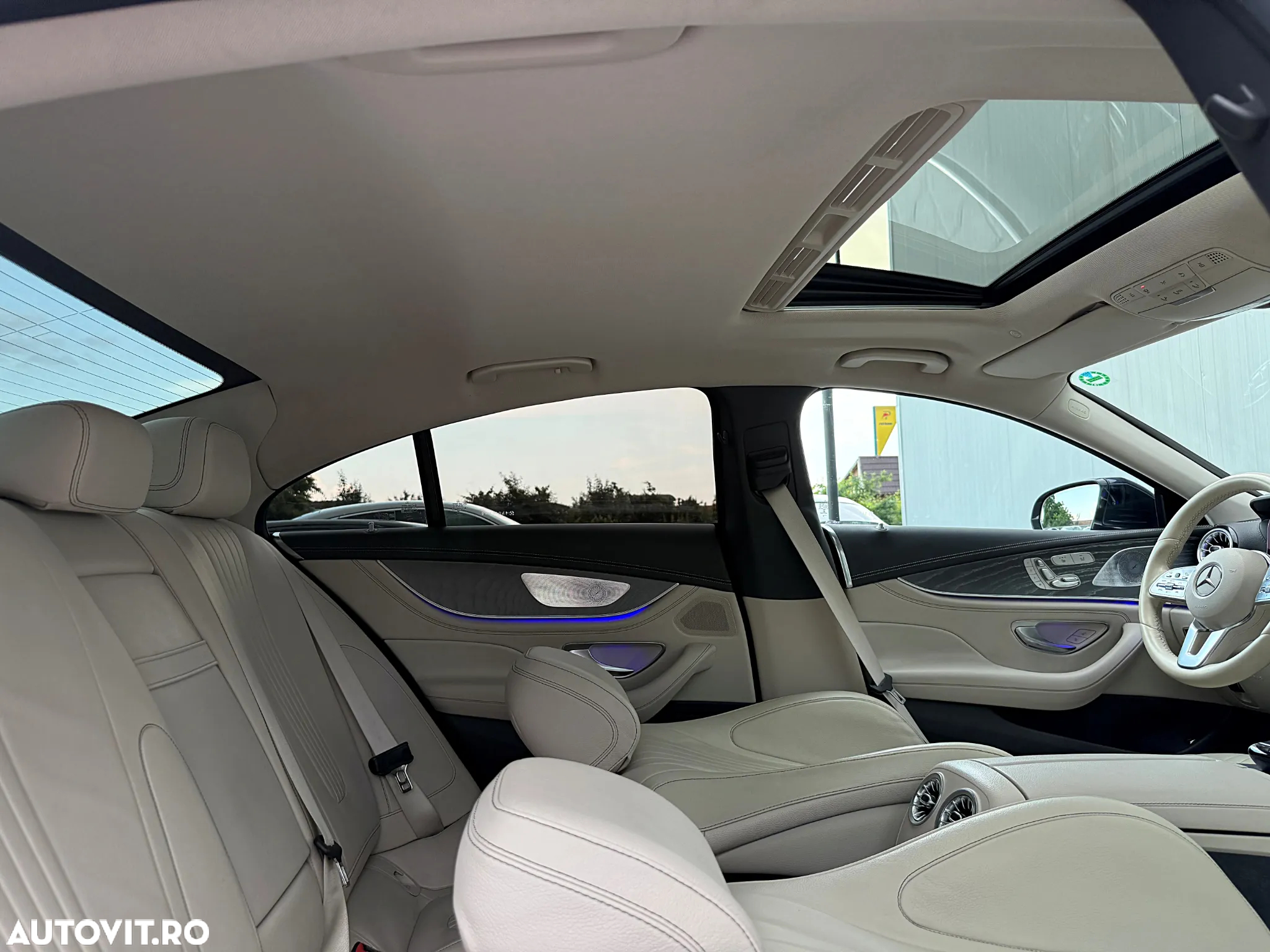 Mercedes-Benz CLS 350 d 4Matic 9G-TRONIC AMG Line - 34
