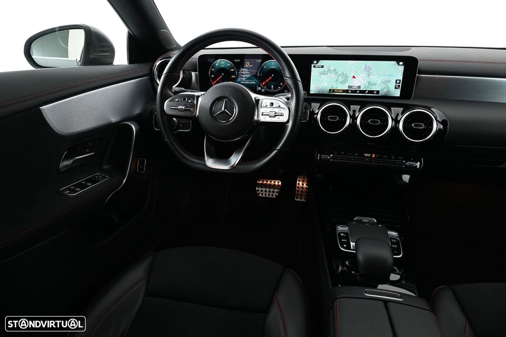 Mercedes-Benz CLA 200 d Shooting Brake AMG Line Aut. - 13