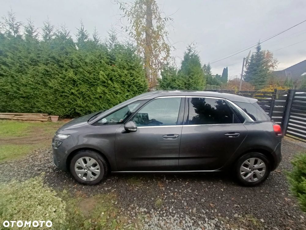 Citroën C4 Picasso PureTech 130 Stop&Start SHINE - 2