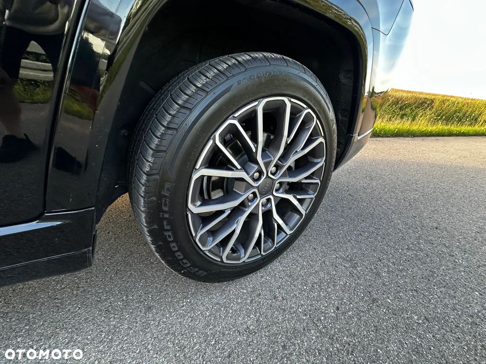 Jeep Grand Cherokee 3.6 V6 Summit - 27