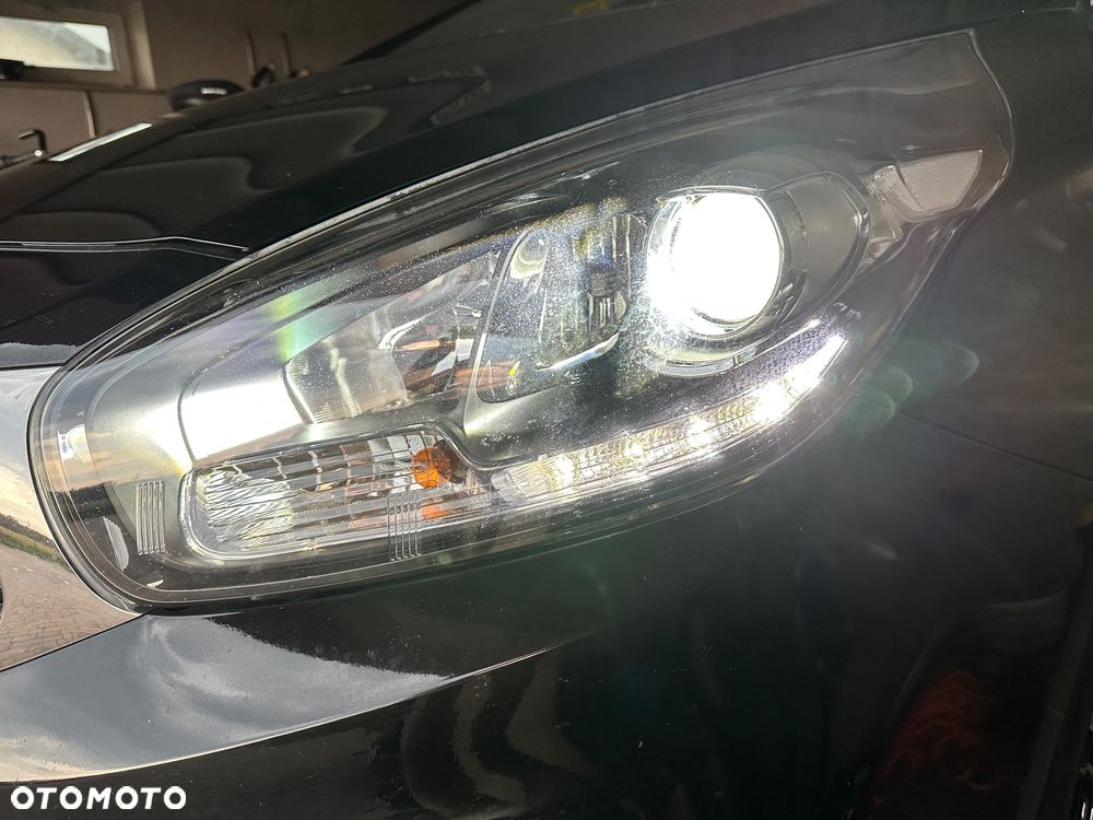 Kia Carens 1.7 CRDi L - 26