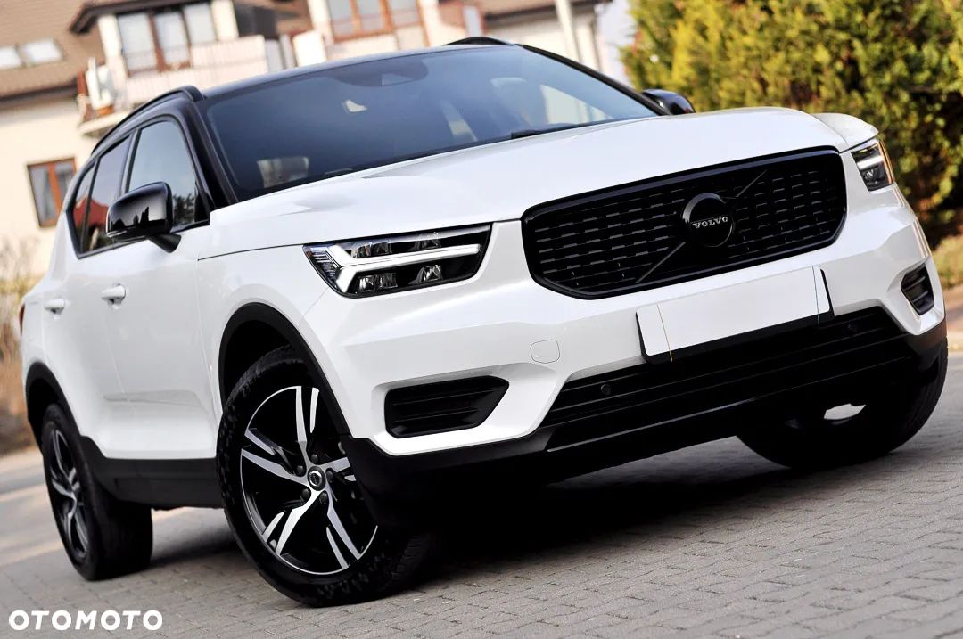 Volvo XC 40 D3 R-Design - 1