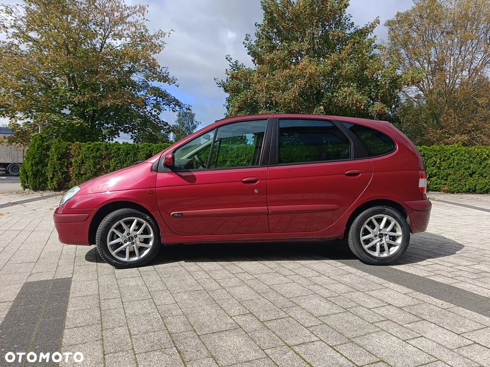 Renault Scenic - 2