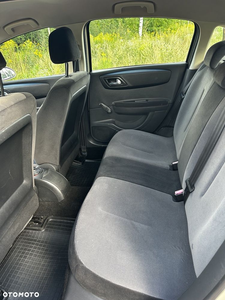Citroën C4 1.6 HDi Impress - 8