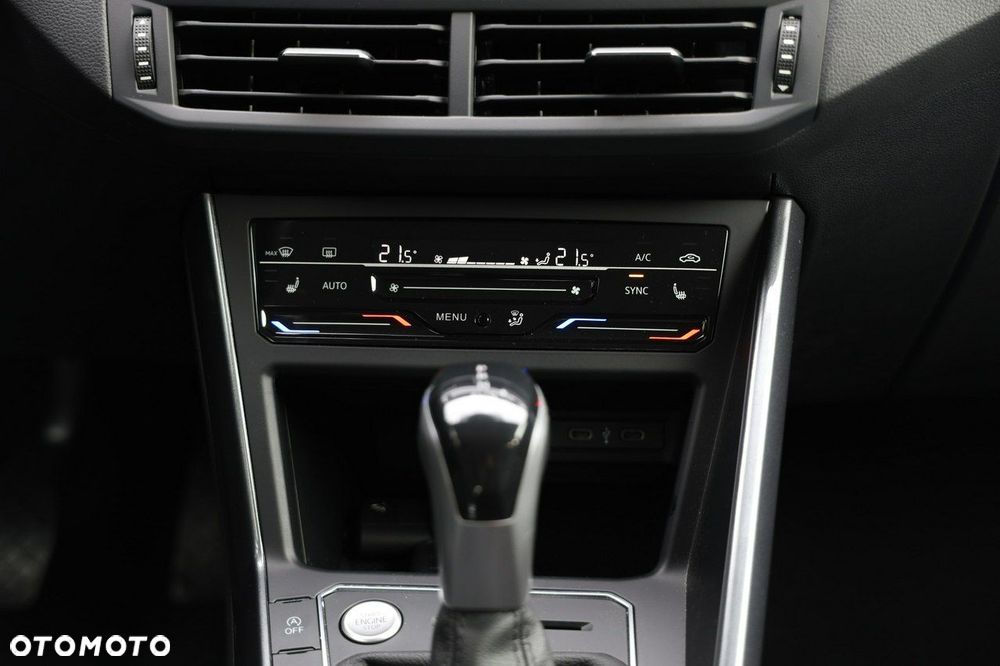 Volkswagen Taigo - 30