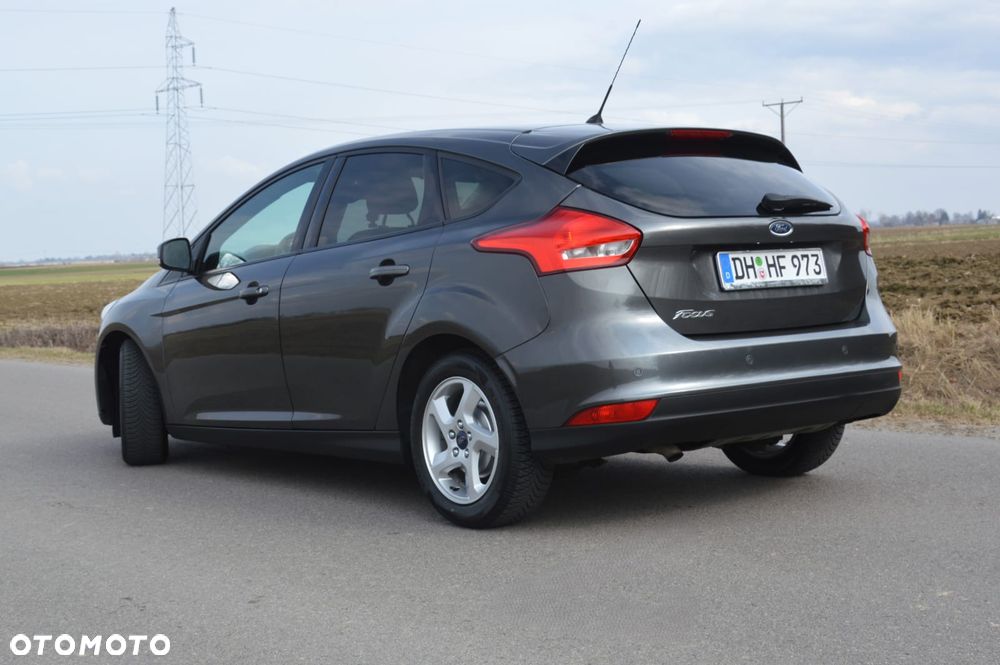 Ford Focus 1.5 TDCi Trend - 4