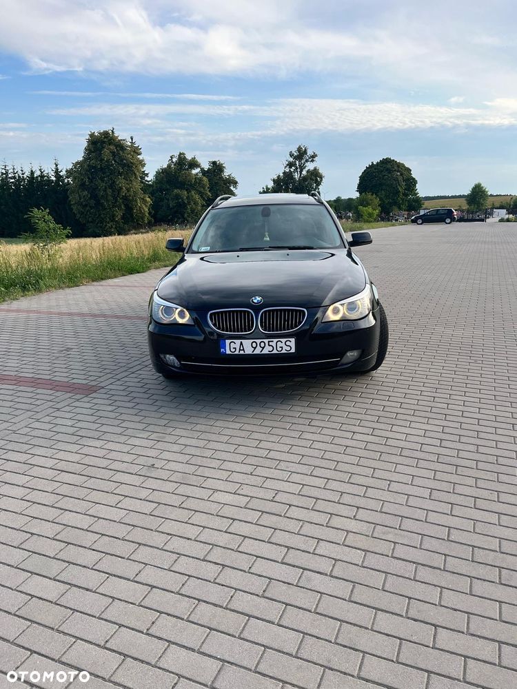 BMW Seria 5 530d Touring - 8
