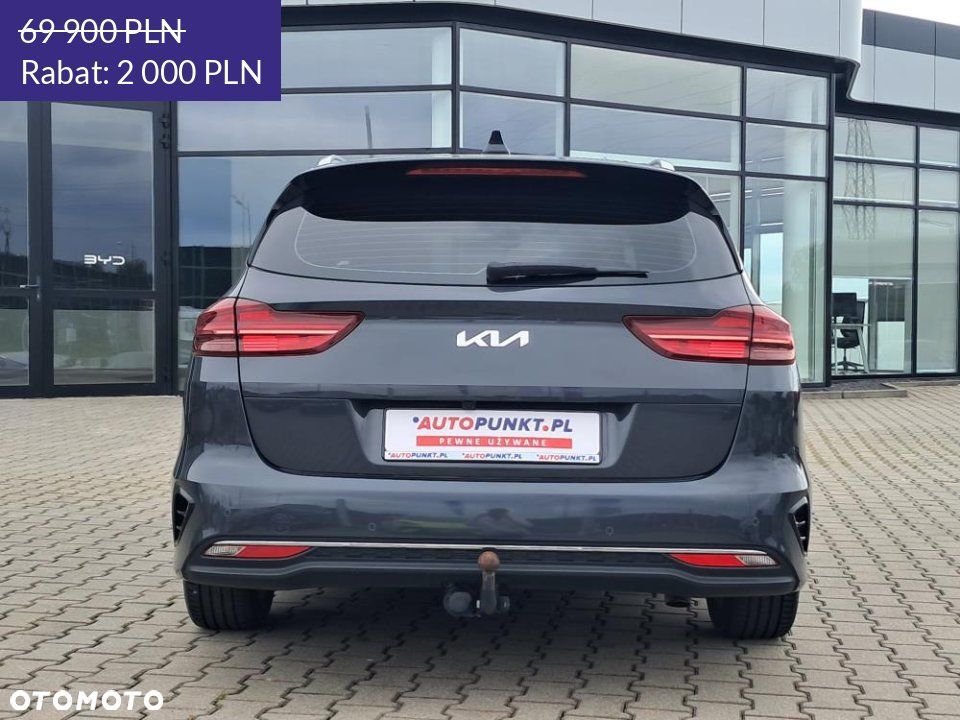 Kia Ceed - 4