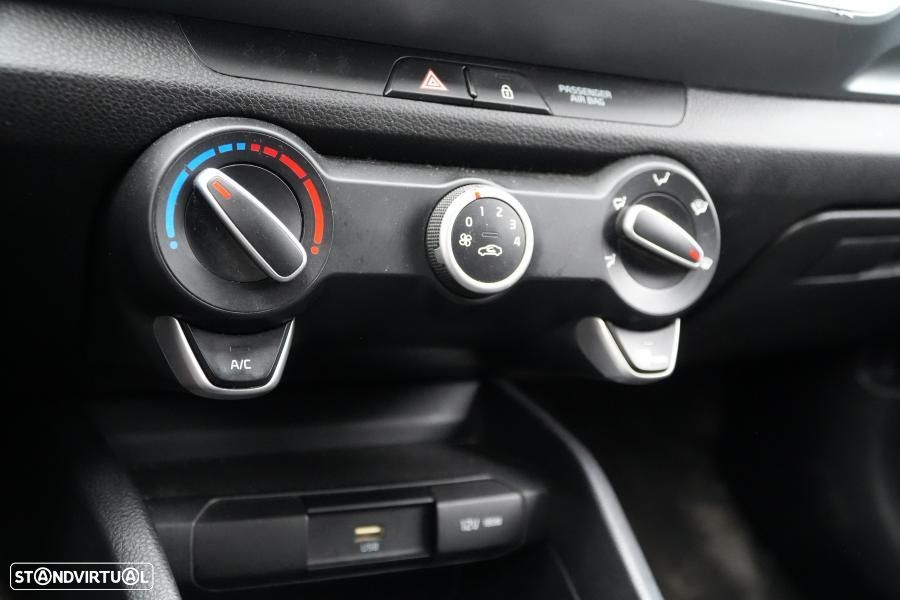 Kia Stonic 1.2 Dynamic - 18