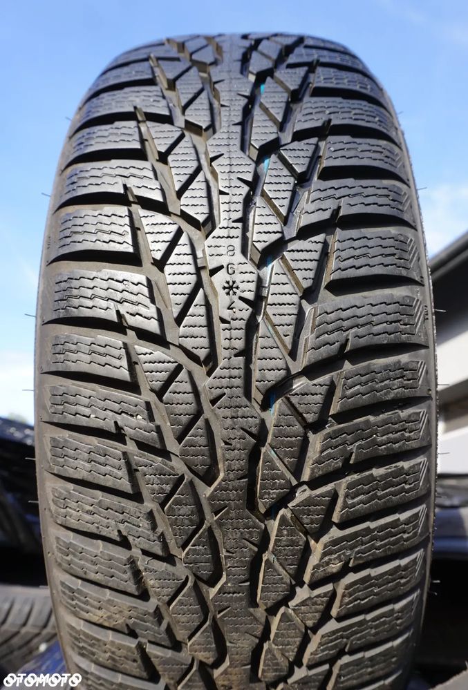 NOKIAN ZIMA Opony 195/55R16 - 2