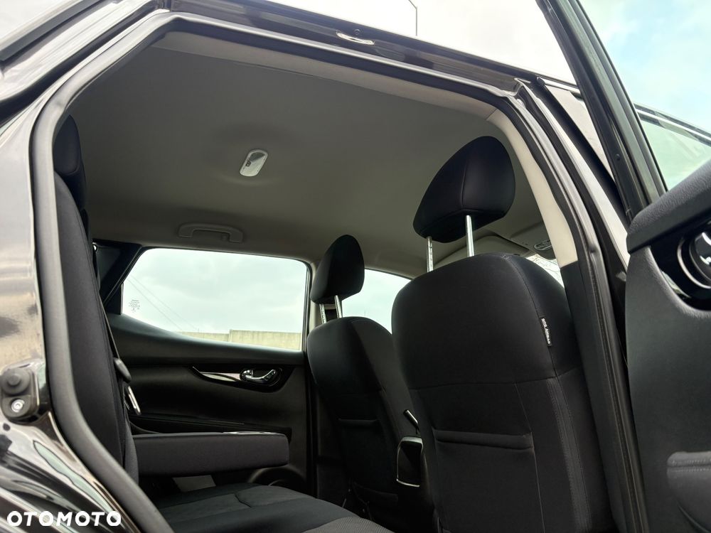 Nissan Qashqai 1.6 DCi N-Connecta Xtronic EU6 - 25